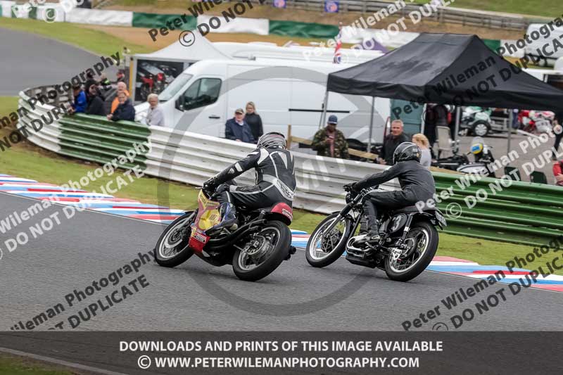 Vintage motorcycle club;eventdigitalimages;mallory park;mallory park trackday photographs;no limits trackdays;peter wileman photography;trackday digital images;trackday photos;vmcc festival 1000 bikes photographs